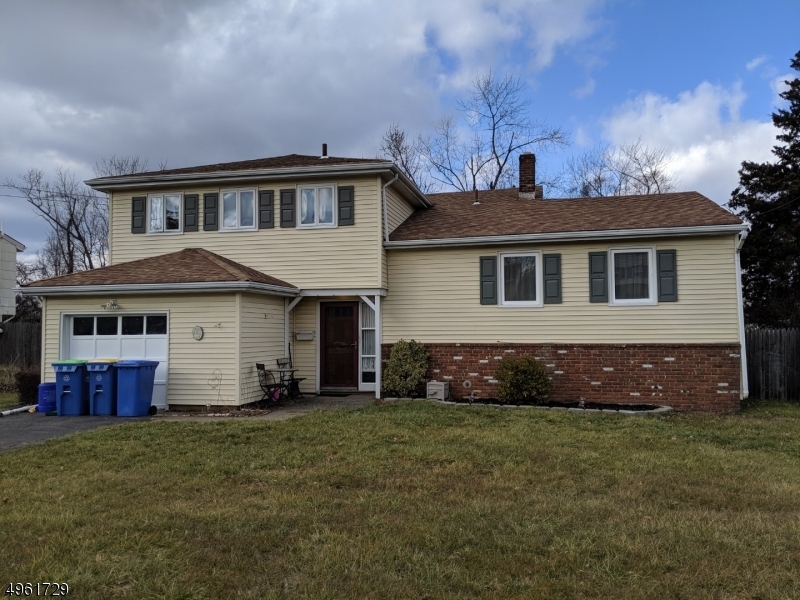 Property Photo:  16 Woodlawn Road  NJ 08873 