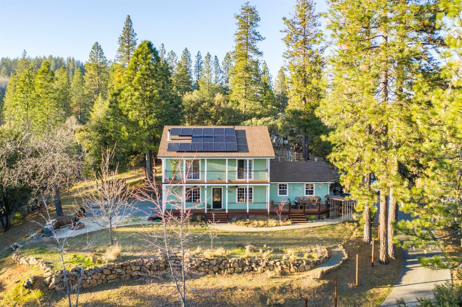 Property Photo:  19514 Heather Dee Court  CA 95945 