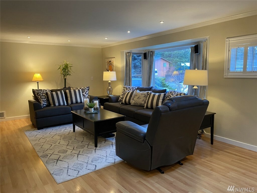 Property Photo: 51 E Westwood Dr WA 98584
