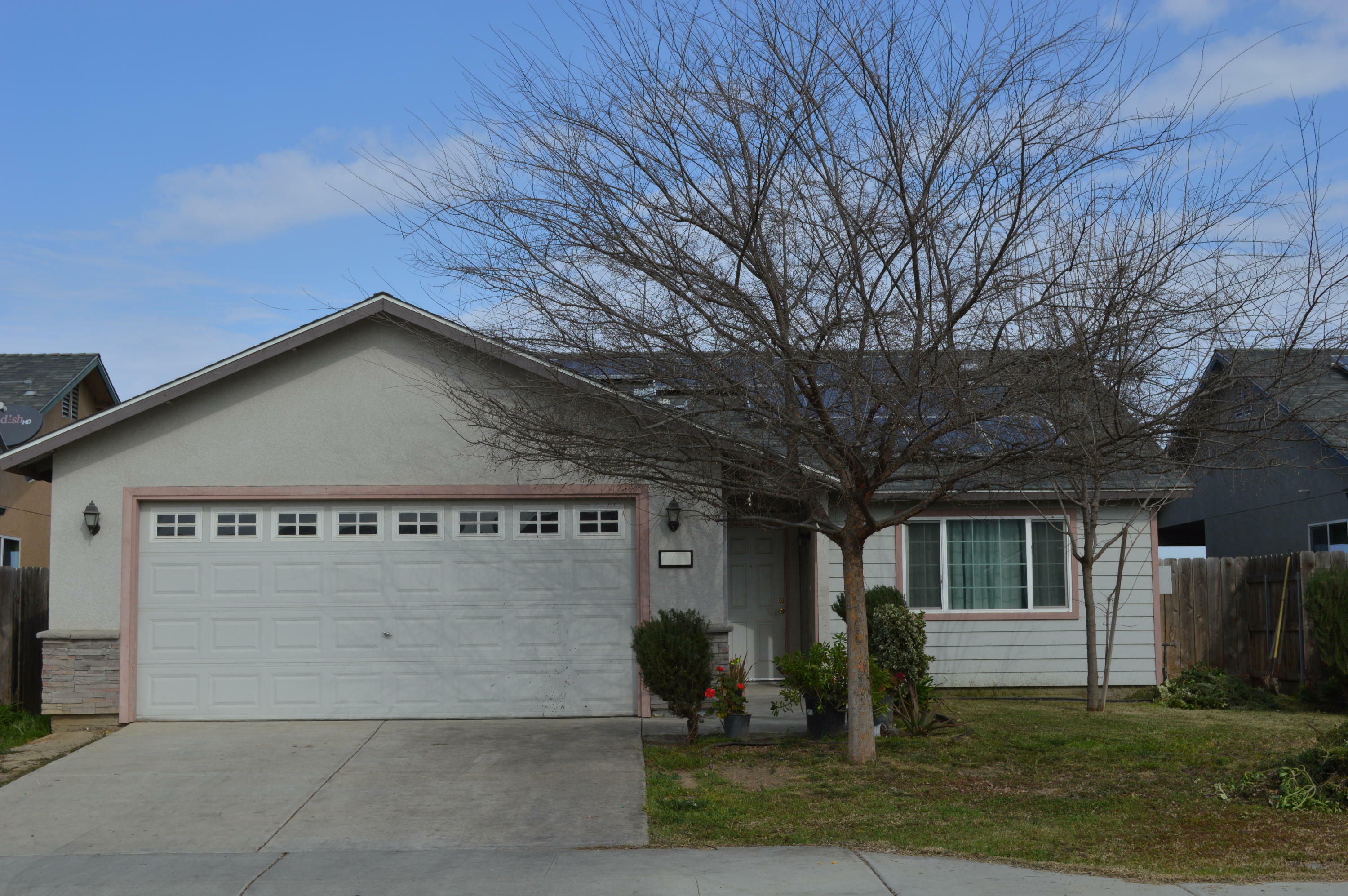 Property Photo:  7338 Evergreen Avenue  CA 93291 