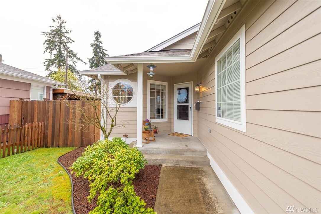 Property Photo:  4618 S Reade St  WA 98409 