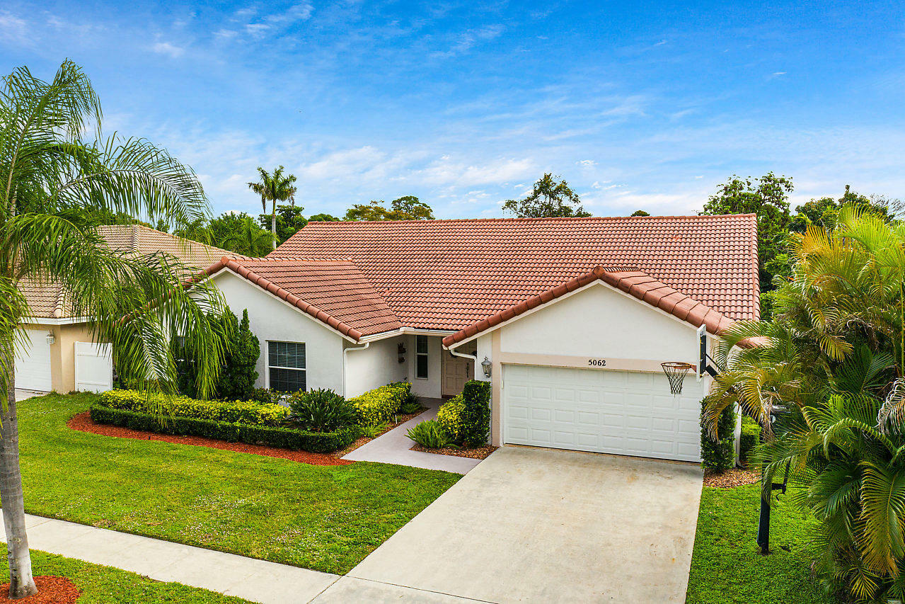 Property Photo: 5062 Marina Circle FL 33486