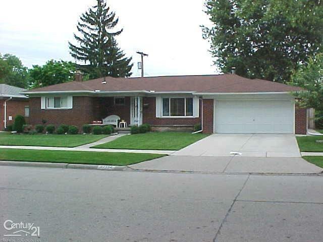 Property Photo:  27754 Santa Ana  MI 48093 