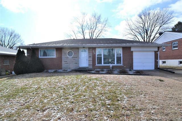 Property Photo: 9434 Dorisann Court 63123