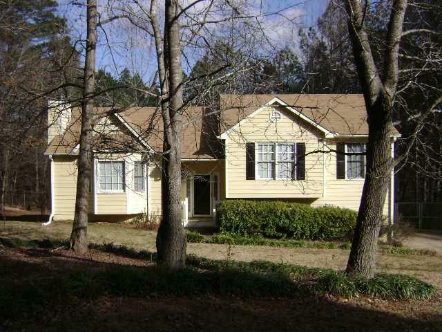 Property Photo:  320 Dogwood Trail   30157 