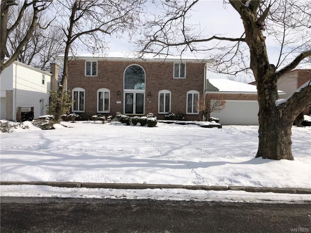 Property Photo:  46 Sundown Trail  NY 14221 