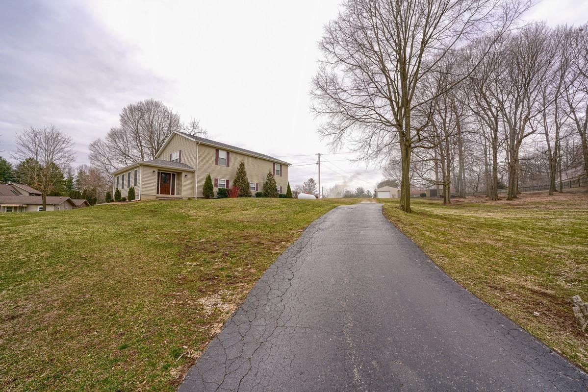 Property Photo:  6133 Hopewell Church Road SW  OH 43130 