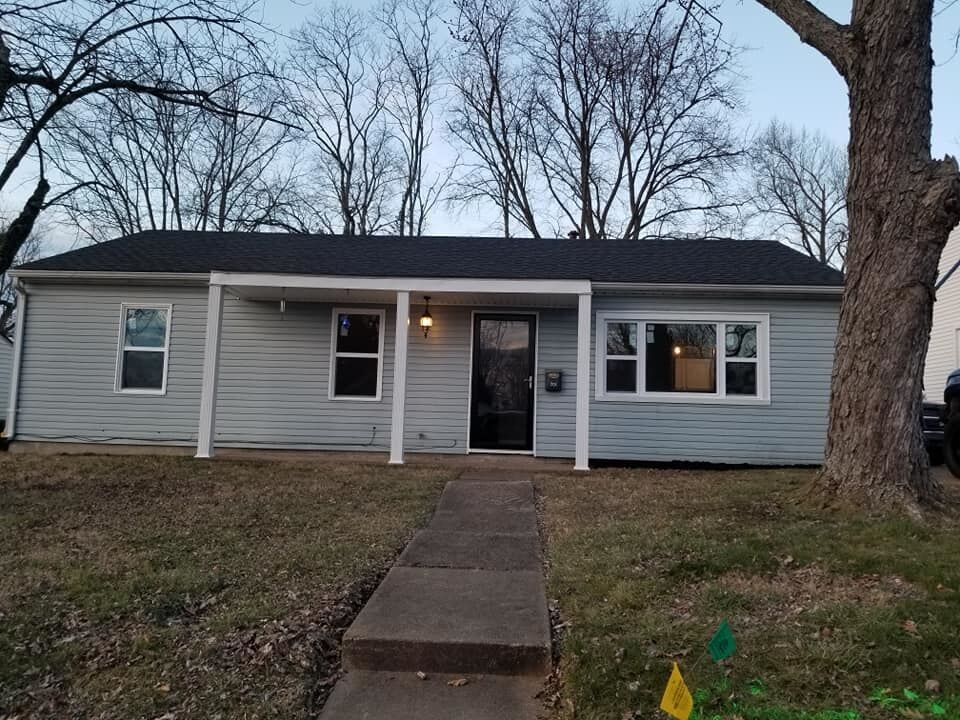 Property Photo: 701 Westchester Drive IN 47710
