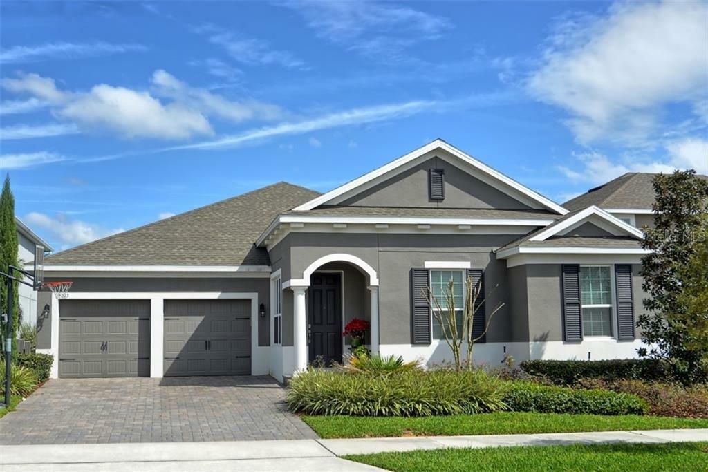 Property Photo:  5743 Thomas Square Drive  FL 34787 