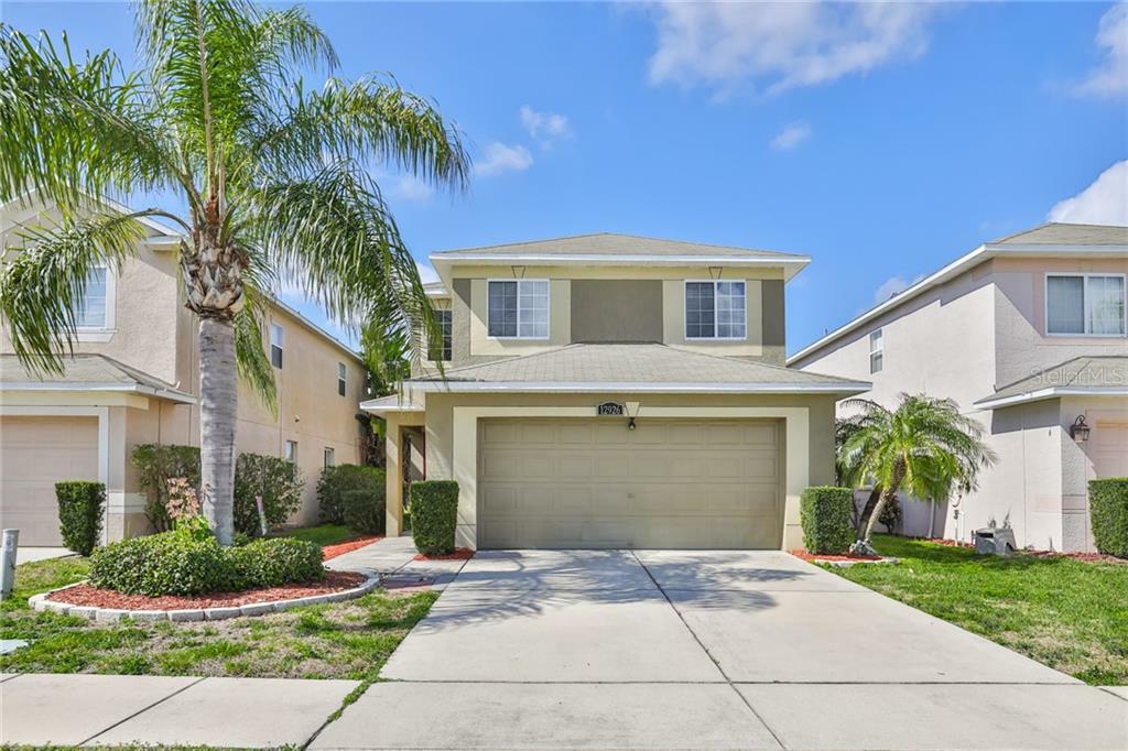 Property Photo:  12926 Fennway Ridge Drive  FL 33579 