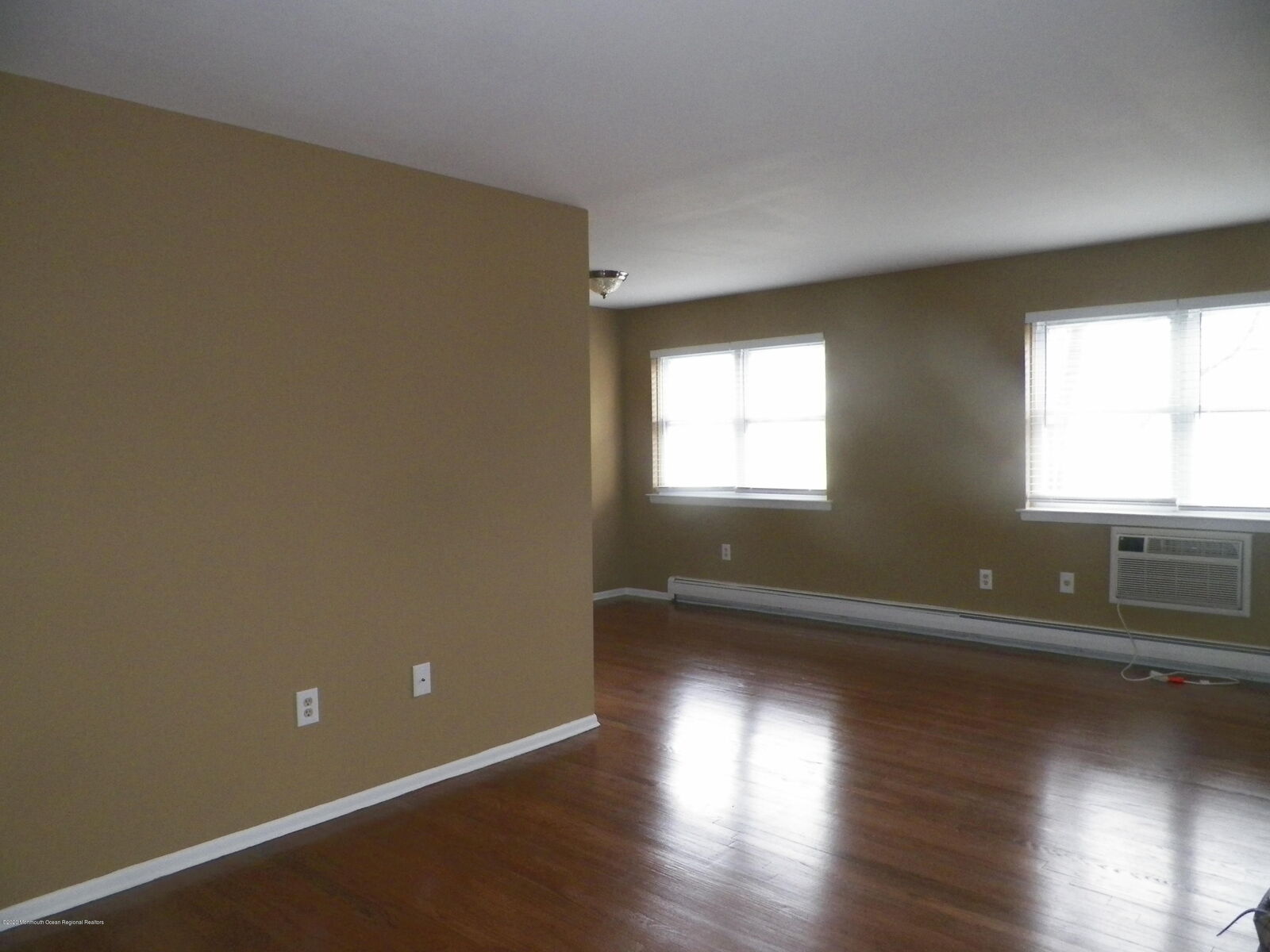 Property Photo:  63 Stonehurst Boulevard  NJ 07728 
