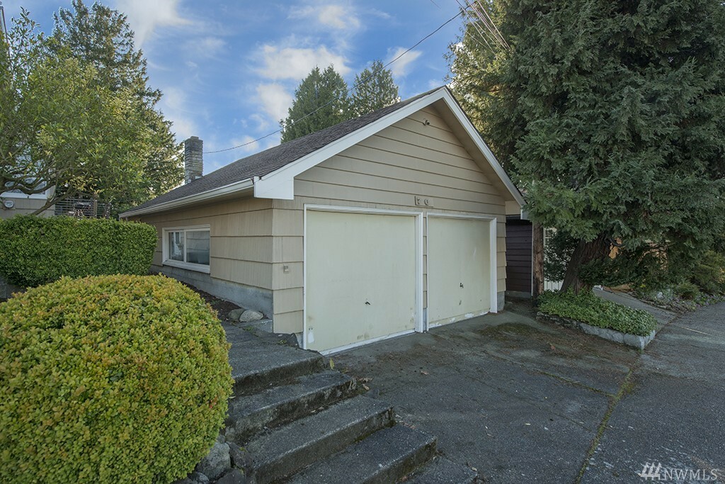 Property Photo:  7103 Woodside Place SW  WA 98136 