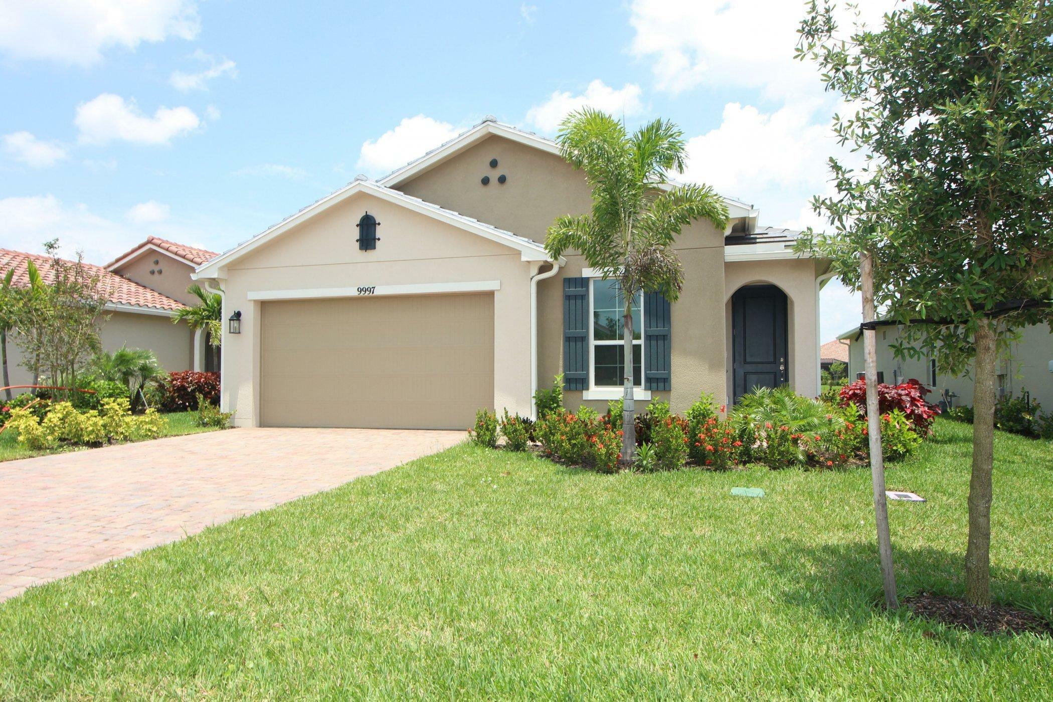 Property Photo:  9997 SW Trumpet Tree Circle  FL 34987 