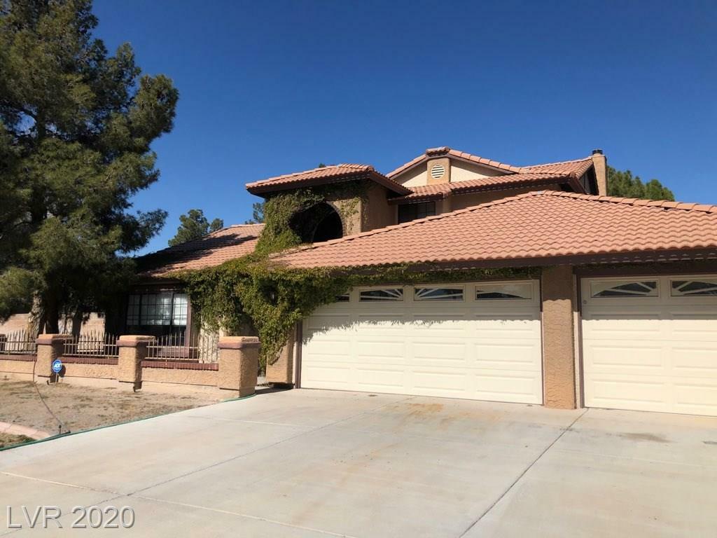 Property Photo: 6798 Tara Avenue NV 89146