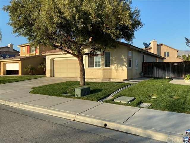 Property Photo:  1149 Polzin Way  CA 92582 