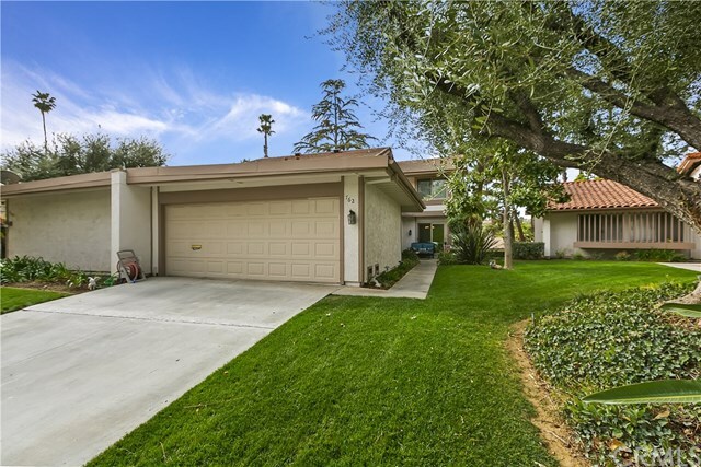 Property Photo:  762 Via Zapata  CA 92507 