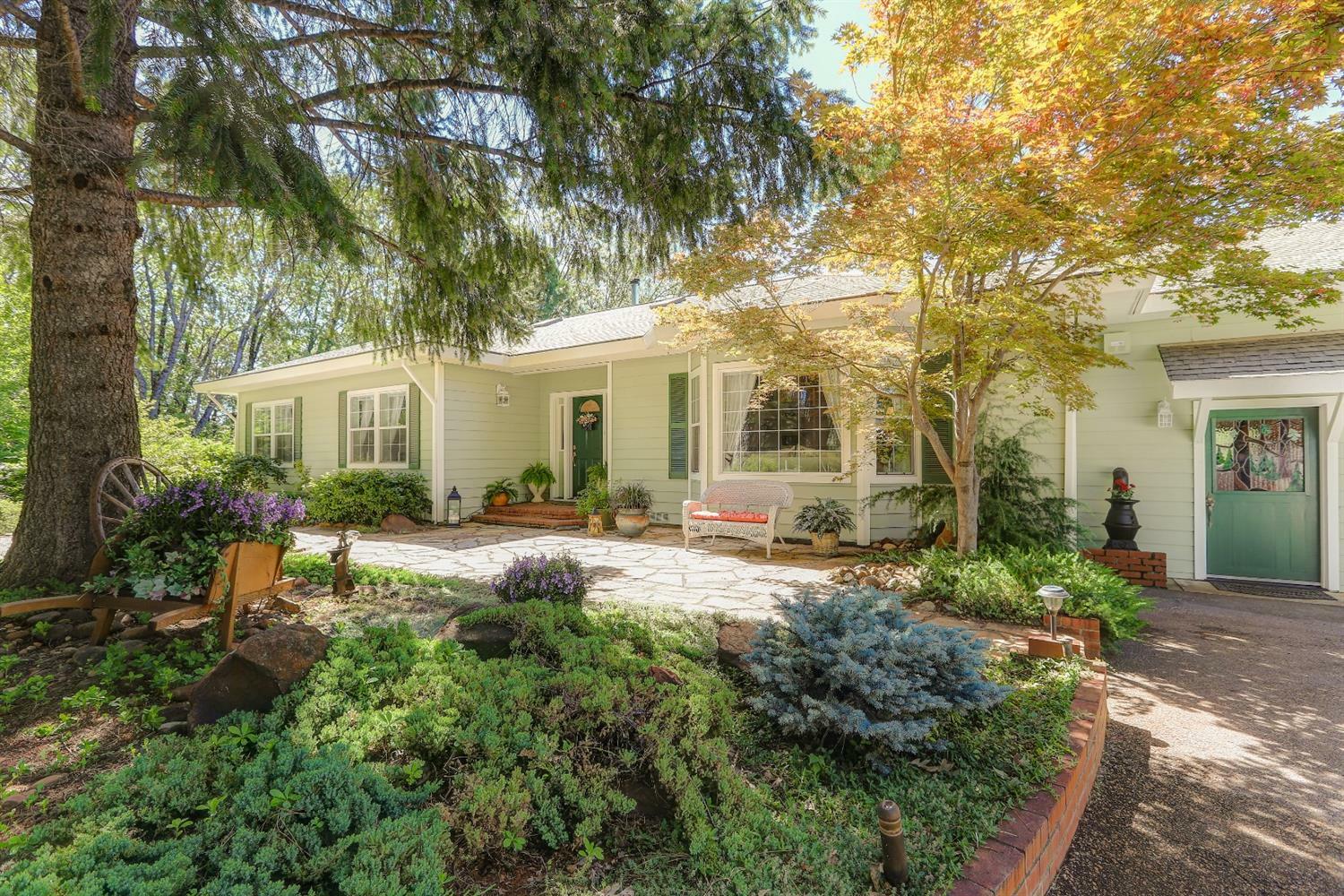 Property Photo: 13530 Eowana Lane CA 95945
