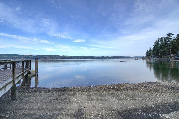 Property Photo:  17521 E State Route 106  WA 98528 