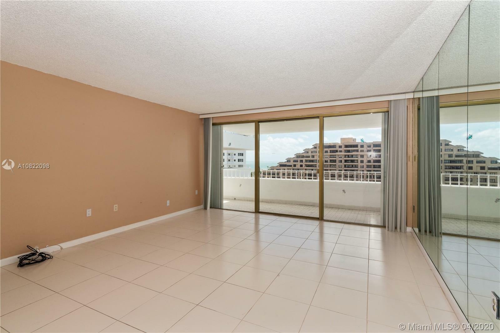 Property Photo:  199 Ocean Lane Dr 1111  FL 33149 