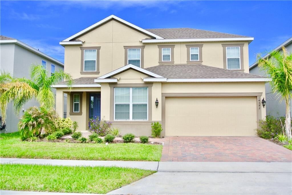 Property Photo: 14582 Caplock Drive FL 32837