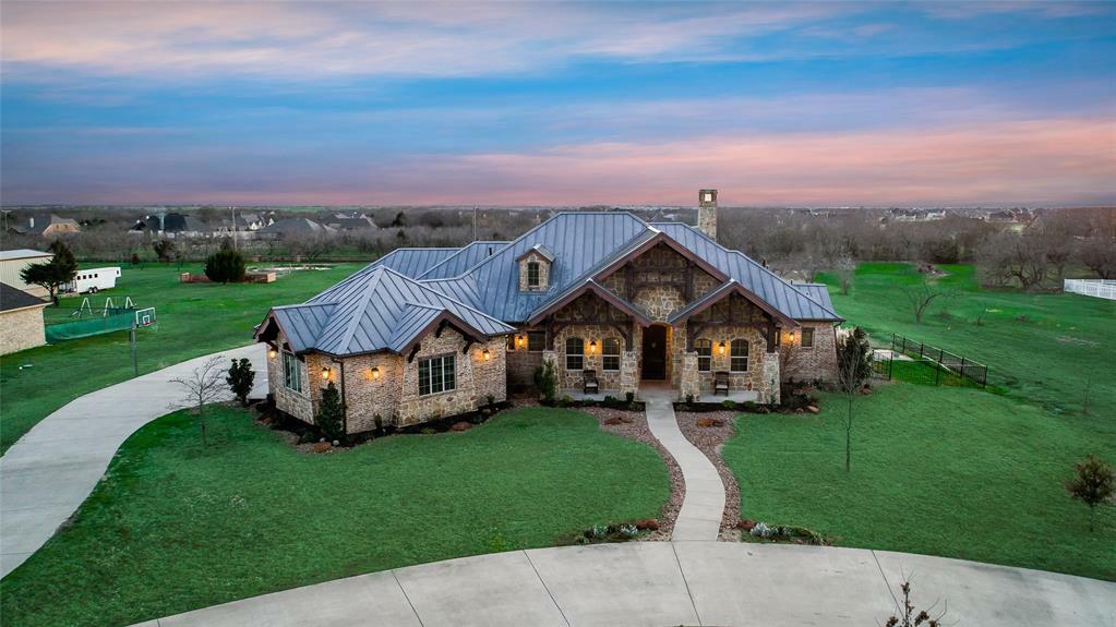Property Photo: 336 Dove Landing TX 75189
