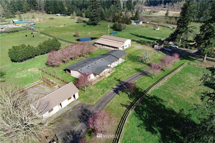 Property Photo: 35107 54th Avenue S WA 98580