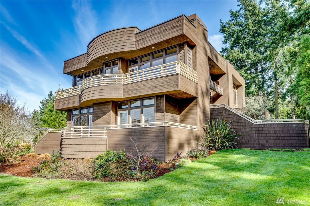 Property Photo: 2682 NE Twin Spits Rd WA 98340