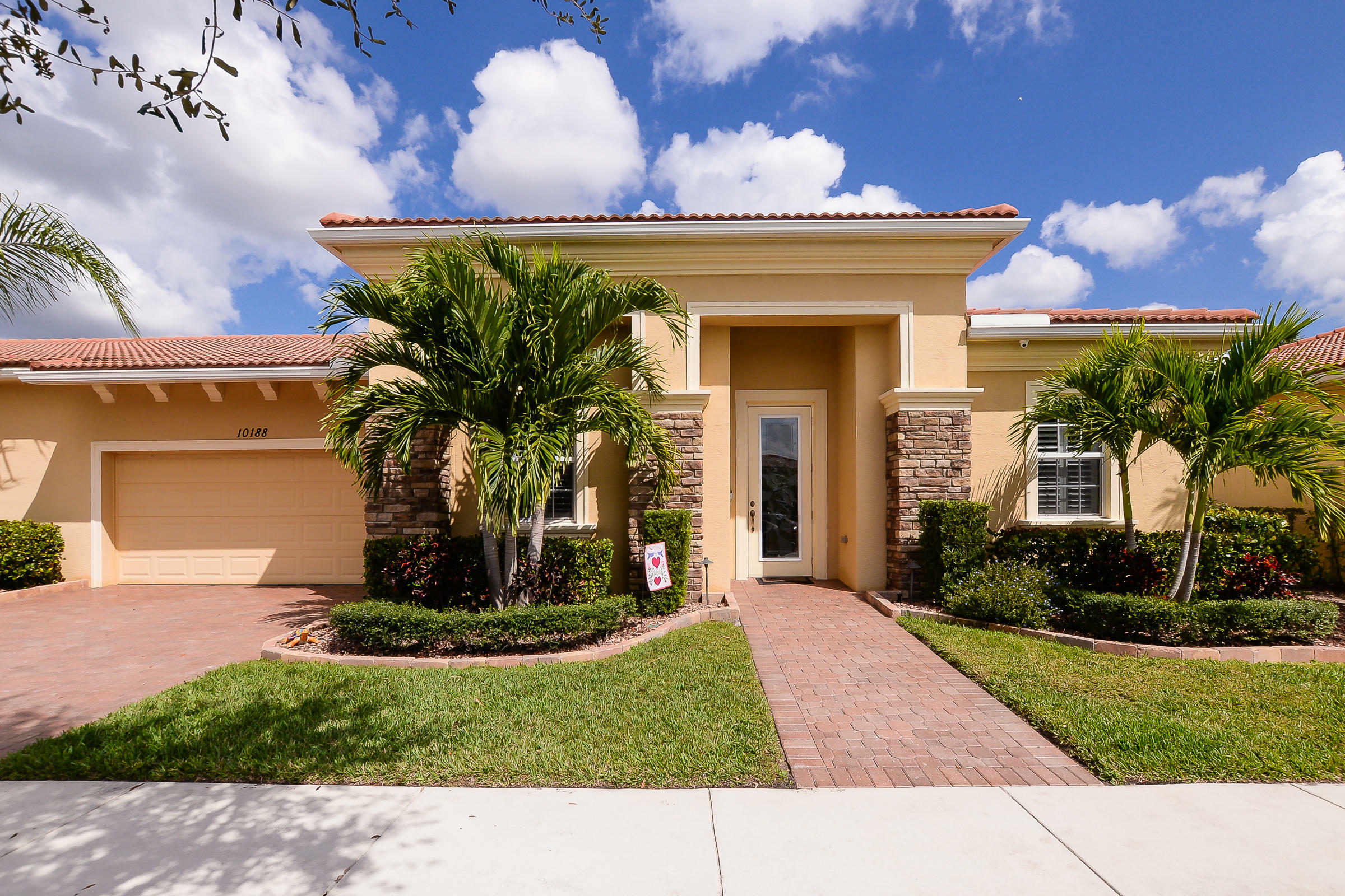 Property Photo:  10188 SW Canossa Way  FL 34986 