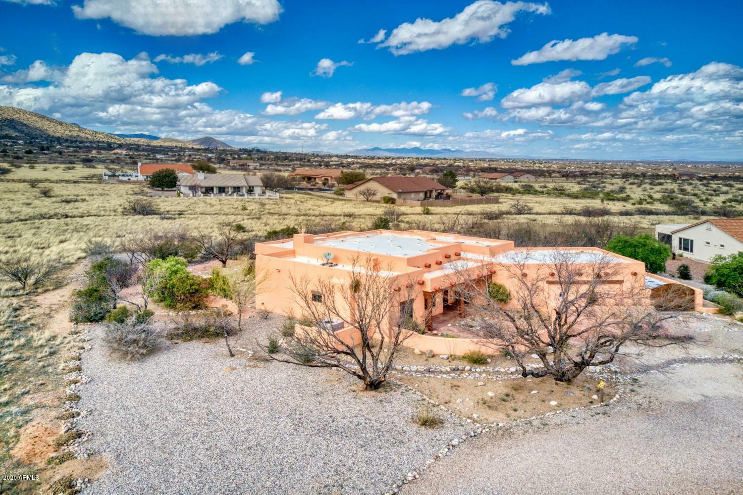Property Photo:  5901 E Hunter Creek Court  AZ 85615 