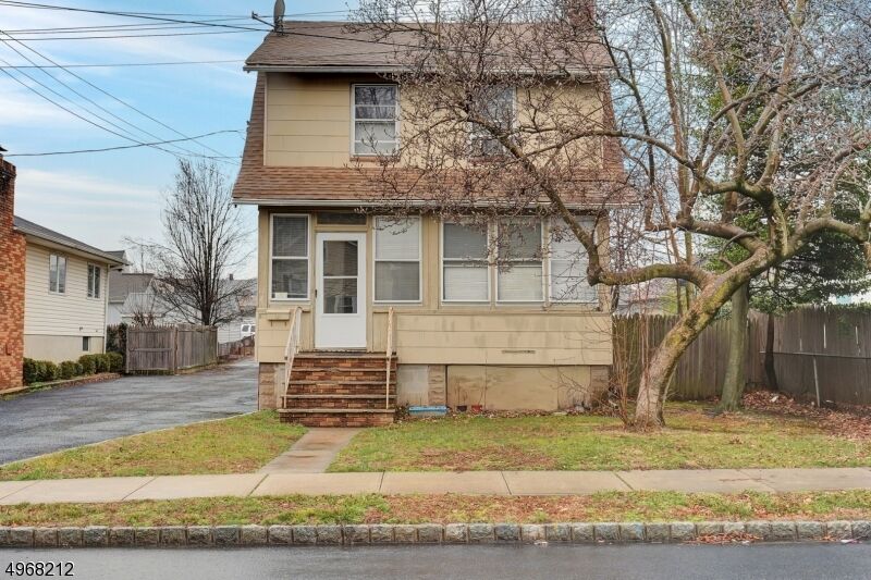 Property Photo: 18 Baltusrol Way NJ 07081