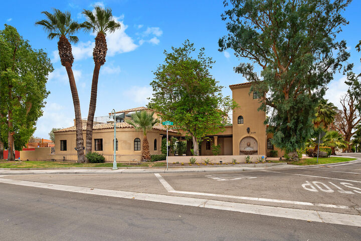 51370 Avenida Bermudas  La Quinta CA 92253 photo