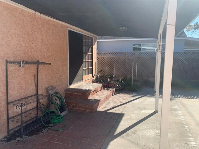 Property Photo: 4807 Dunrobin Avenue CA 90713