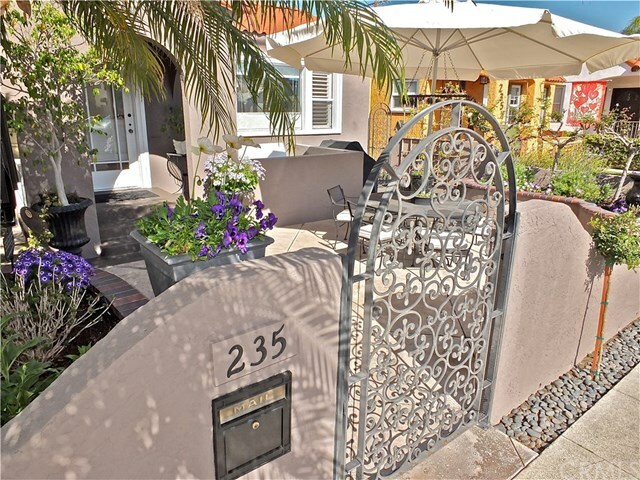 Property Photo:  235 Granada Avenue  CA 90803 