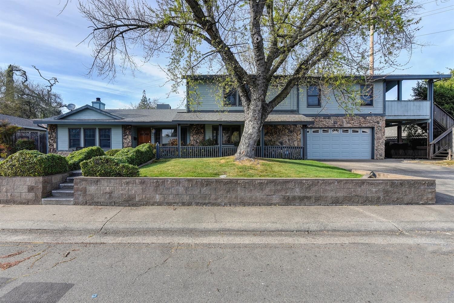 Property Photo:  6933 Drywood Way  CA 95662 