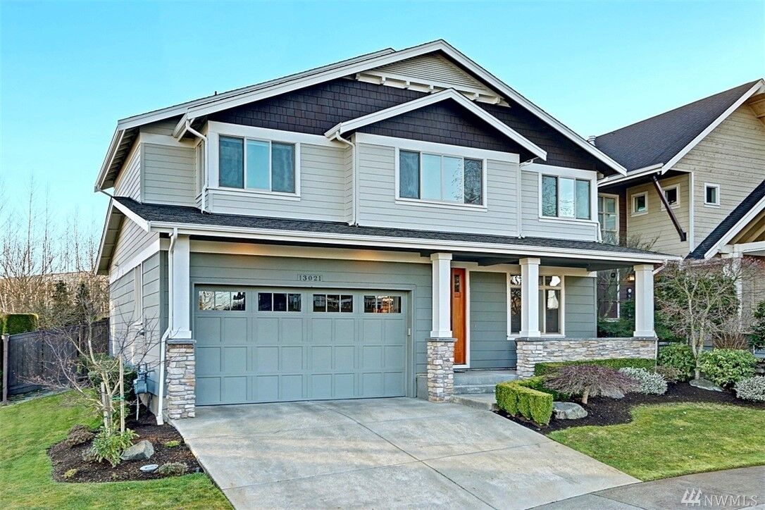 Property Photo:  13021 SE 288th Place  WA 98092 