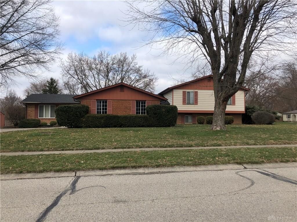 Property Photo: 321 Village Square Drive OH 45458