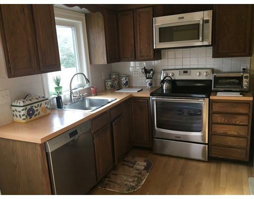 Property Photo: 14 Halsey Way MA 01760