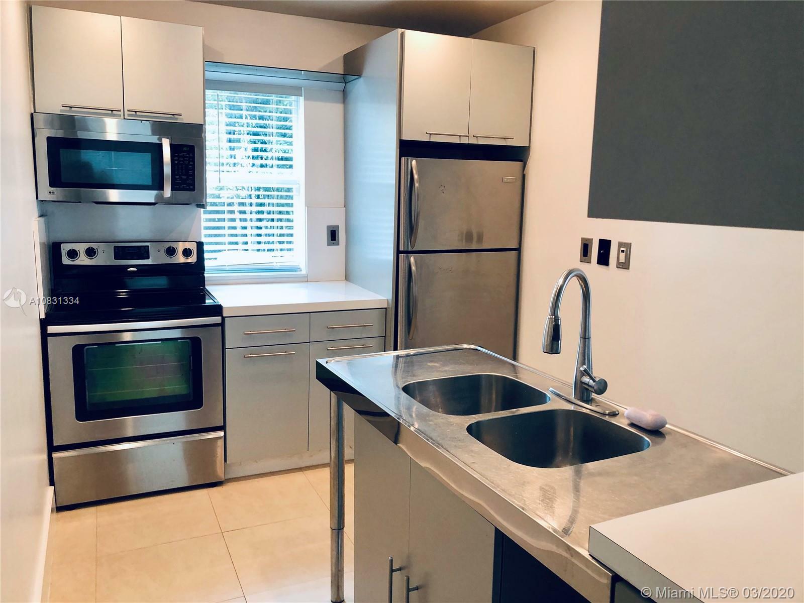 Property Photo:  510 NE 70th St First Floor  FL 33138 