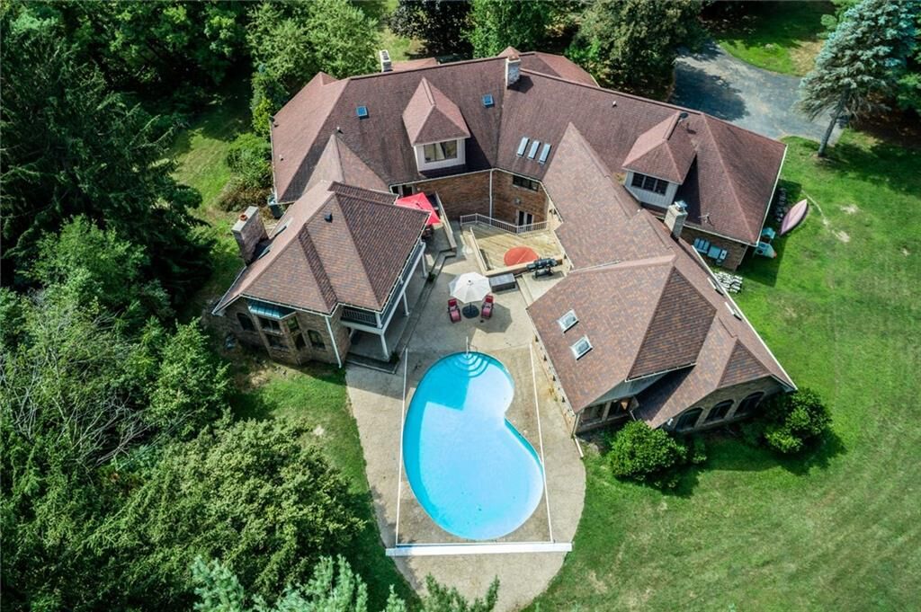 Property Photo: 65 Hickory Ridge Circle IN 46034