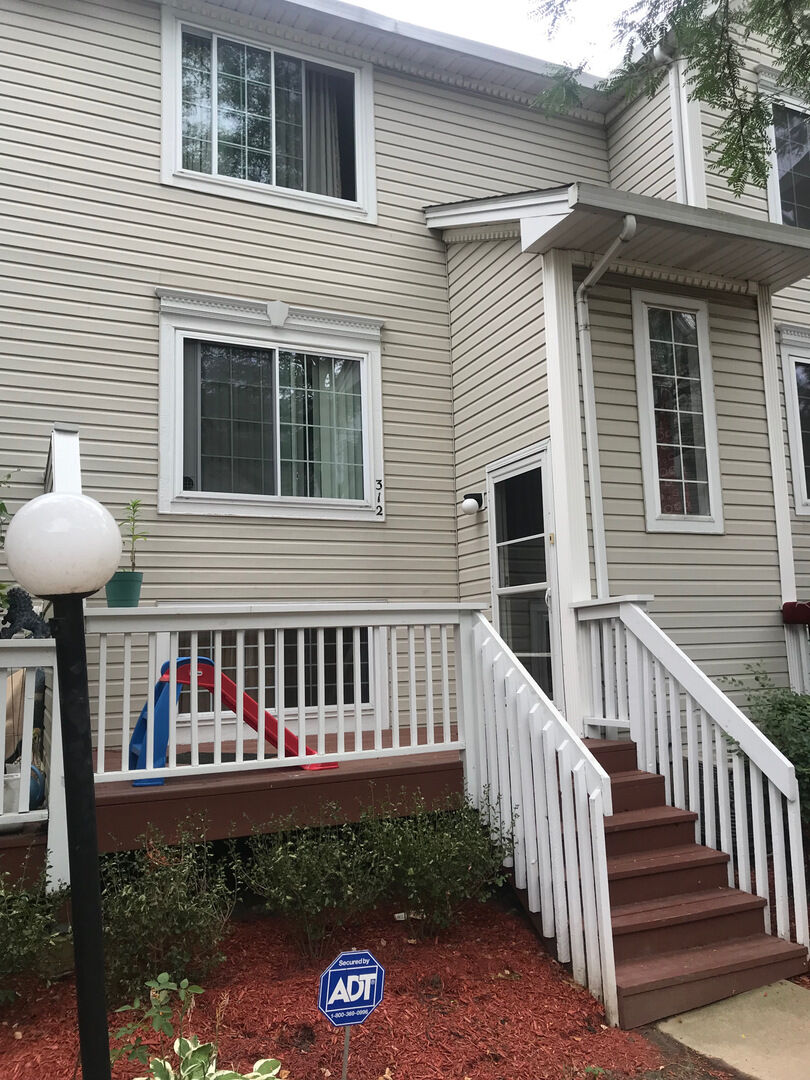 Property Photo: 312 Autumn Wind Court 312 IL 60440