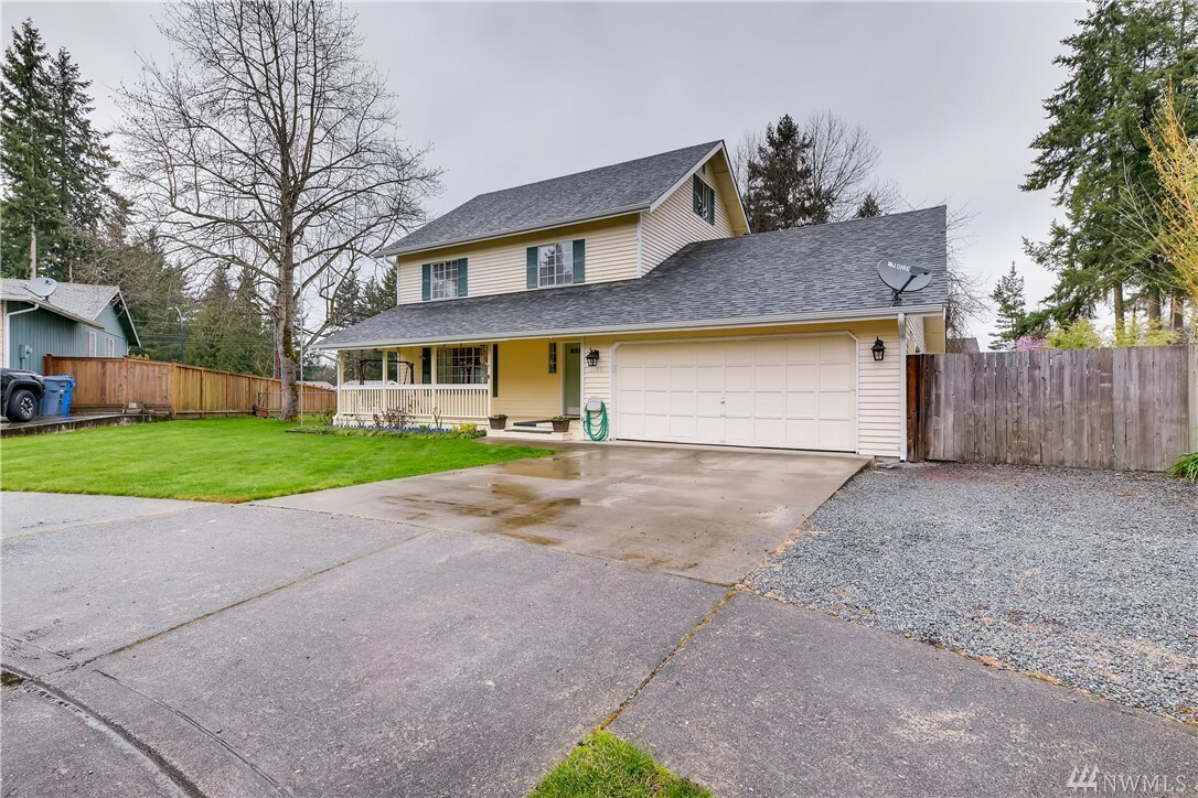 Property Photo:  2903 32nd Av Ct SE  WA 98374 