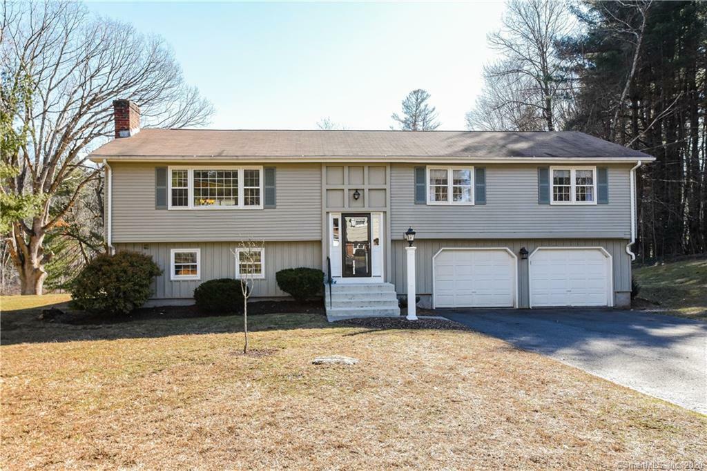 Property Photo: 85 Craigemore Circle CT 06001
