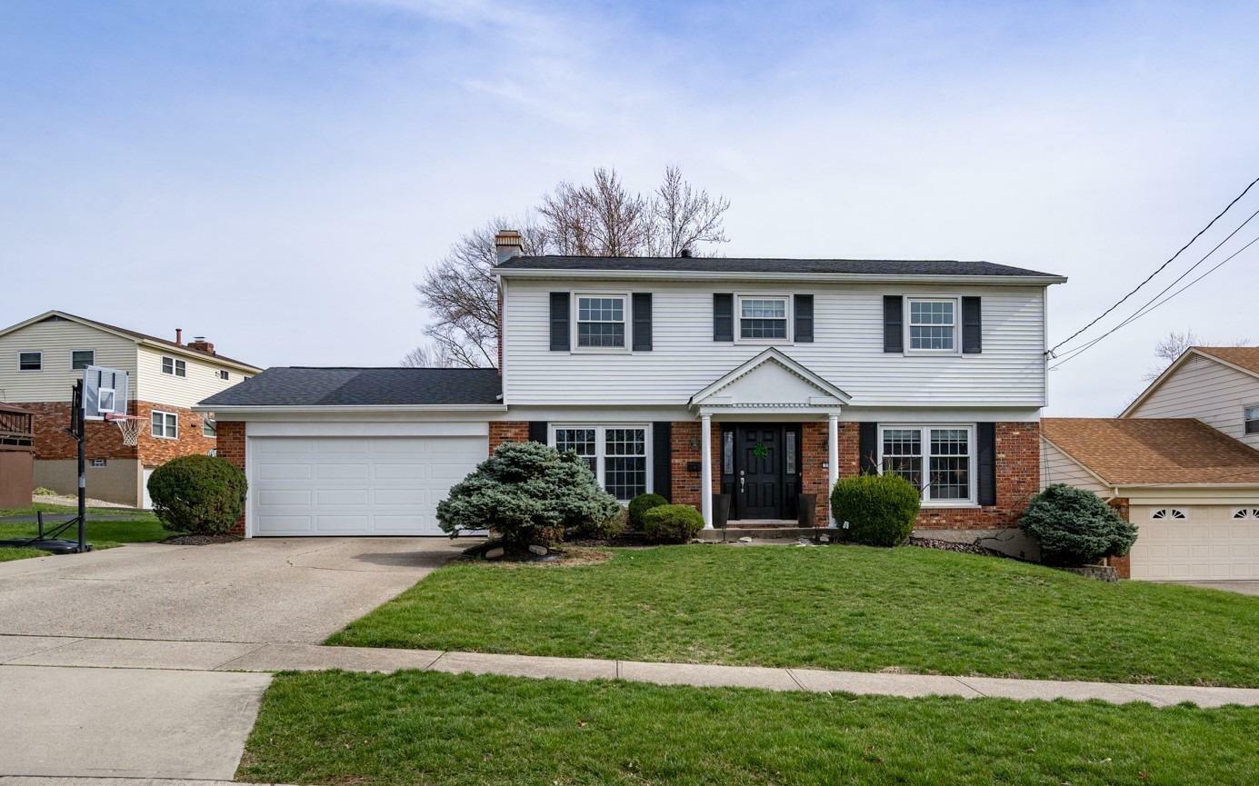 Property Photo:  592 Chapelacres Ct  OH 45233 