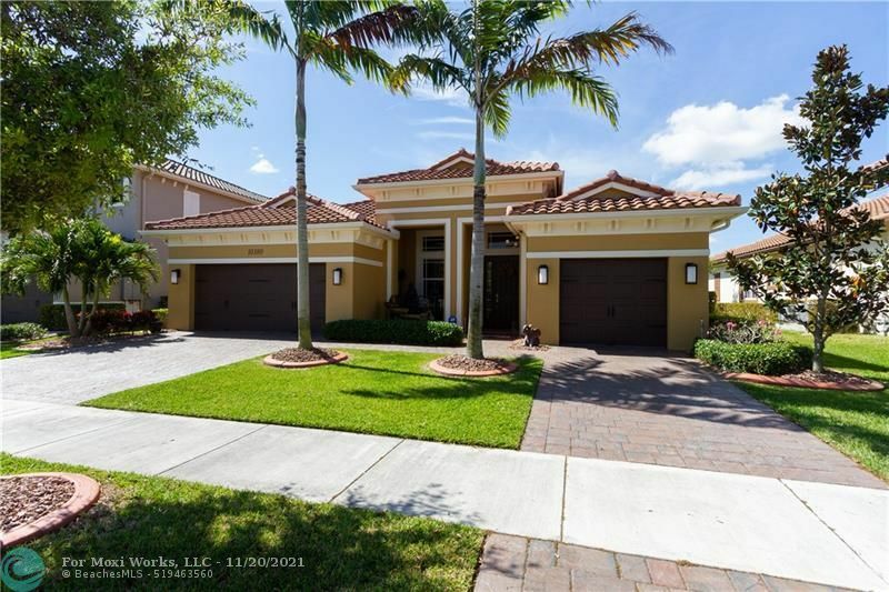 Property Photo:  10380 Peninsula Pl  FL 33076 