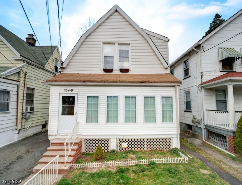 Property Photo:  20 Linden Ave  NJ 07042 