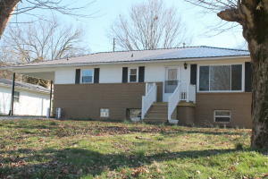 Property Photo: 1012 Sweetwater Vonore Rd TN 37874