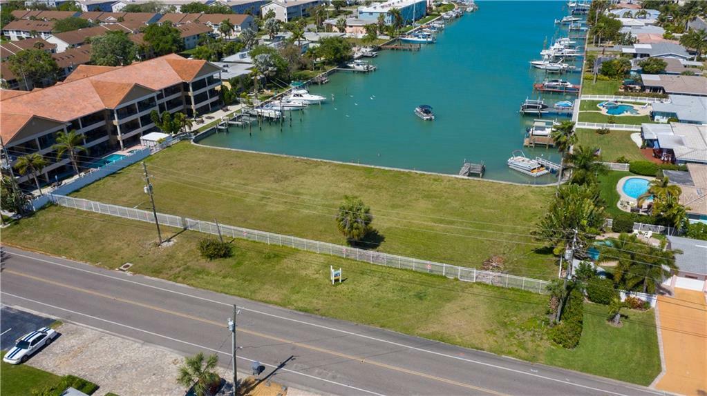 Property Photo:  360 Capri Boulevard  FL 33706 