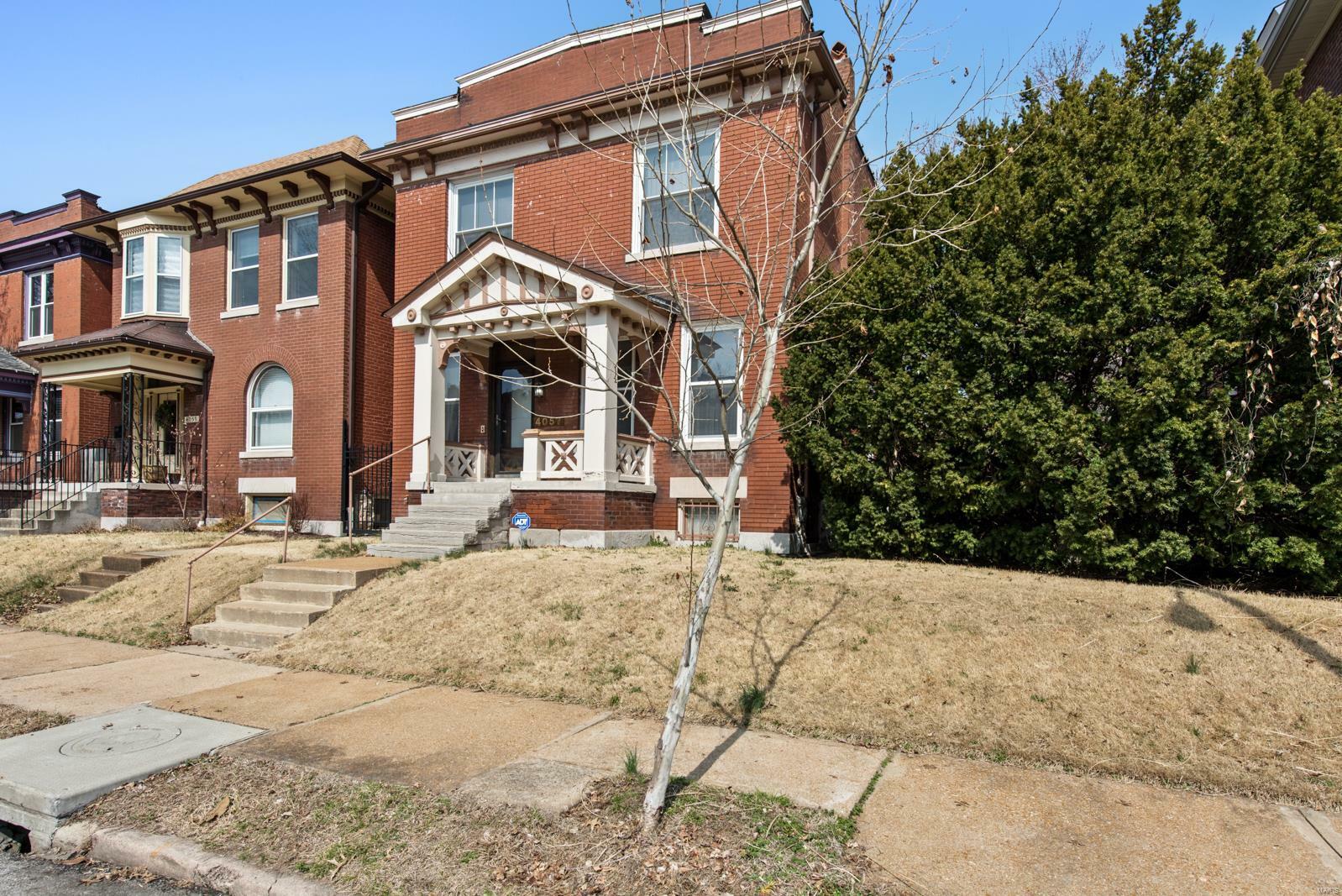 Property Photo:  4057 Flad Avenue  MO 63110 