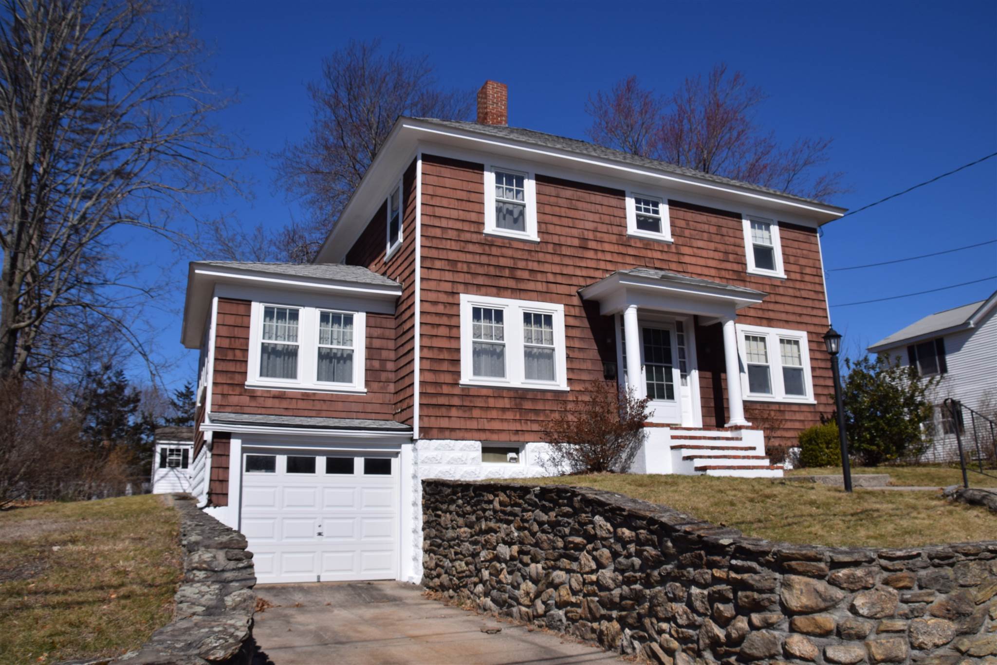 Property Photo:  5 Pasadena Avenue  NH 03064-2033 