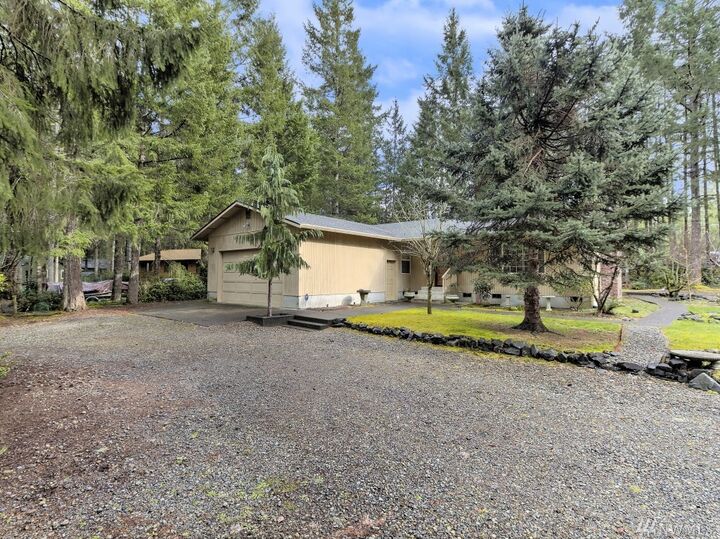 51 E Paisley Way  Shelton WA 98584 photo